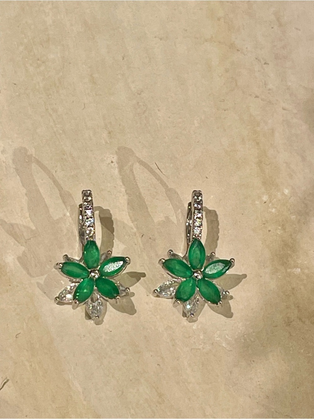 Elegant Green Flower Drop Earrings - Women Jewelry